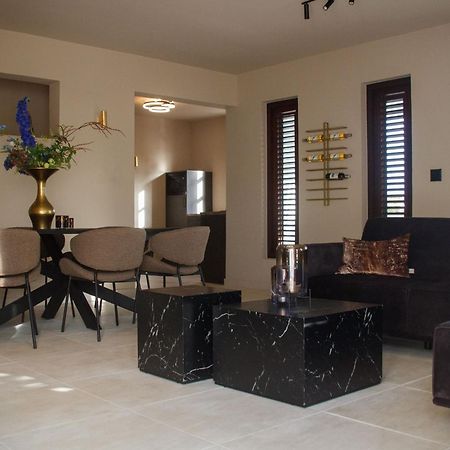 Major. Suites Curacao Willemstad Exterior photo